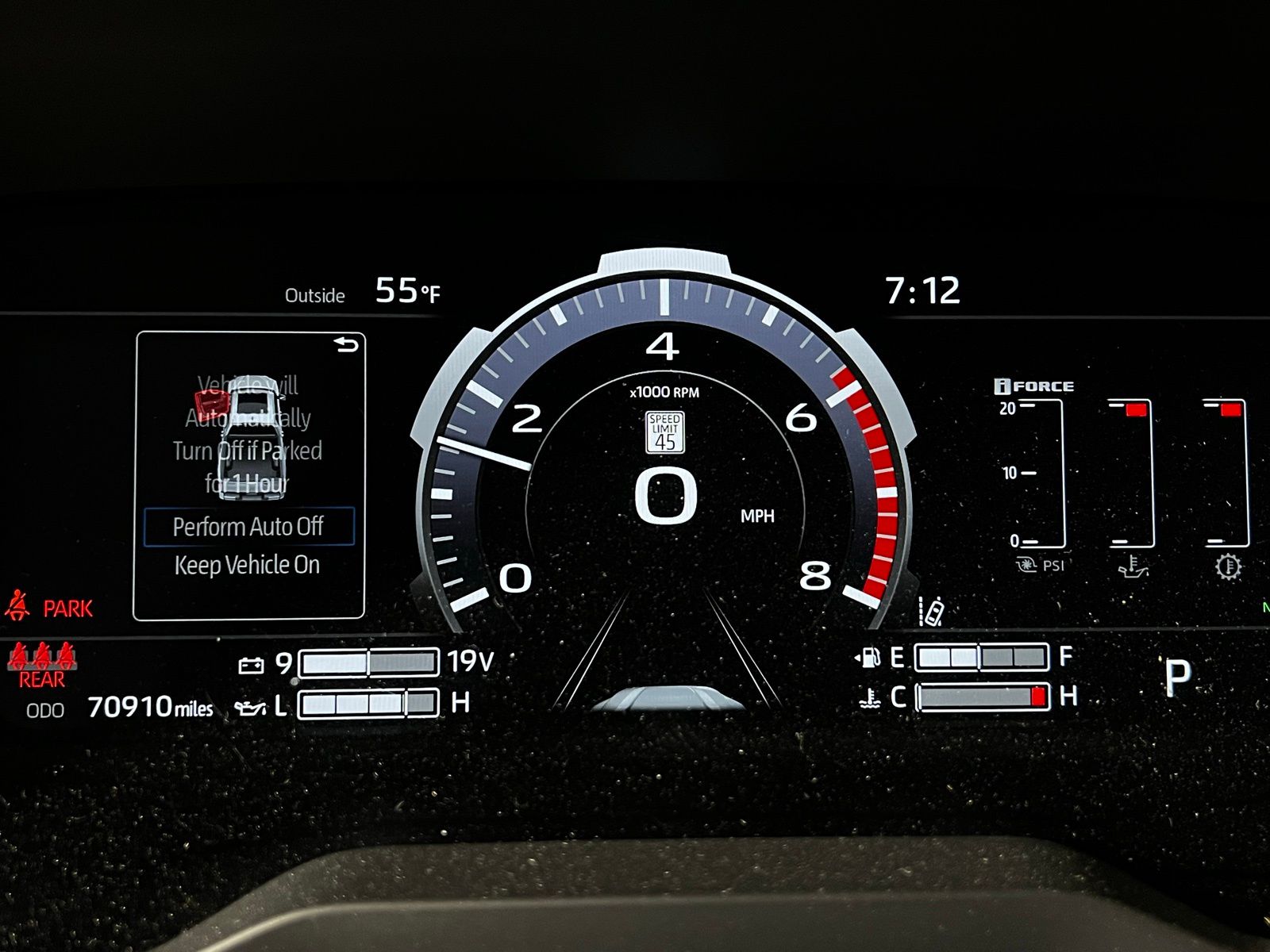 Thumbnail: 2022 Toyota Tundra - 10