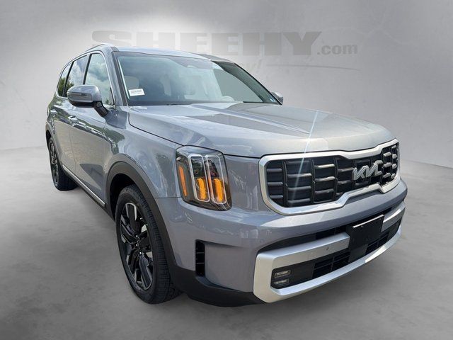 Used 2024 Everlasting Silver Kia SX image 2