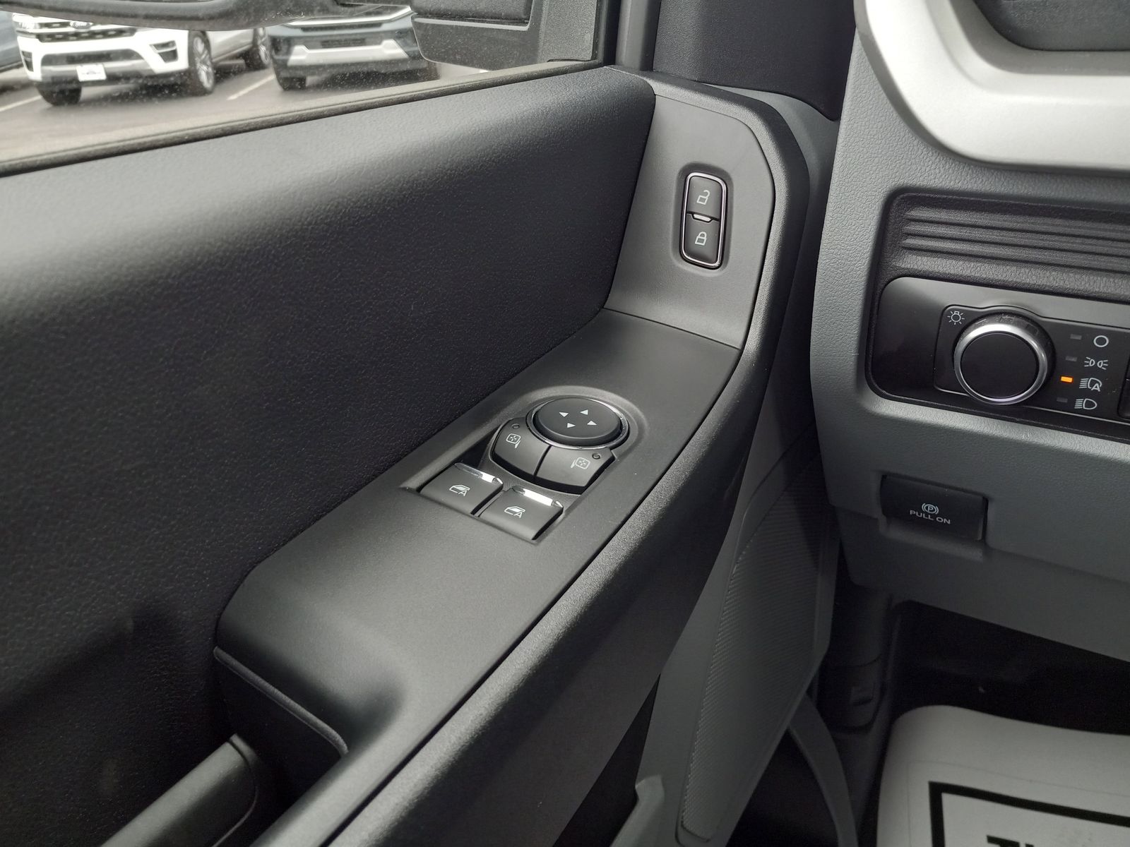 2026 Ford F-550SD image 18