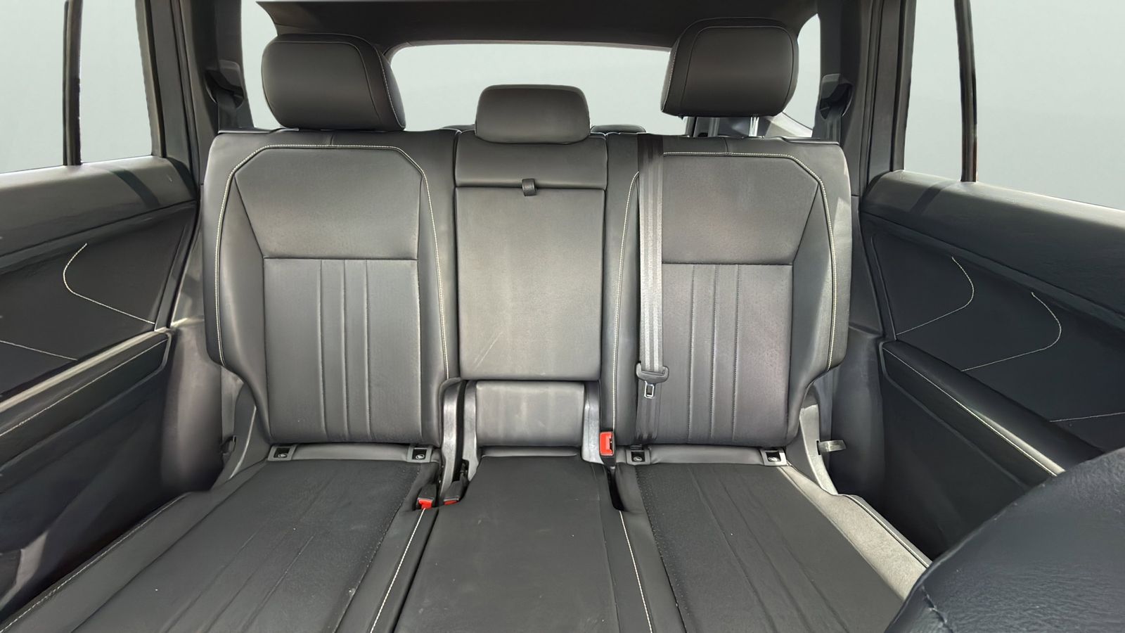 Used Car 2023 Volkswagen Tiguan  2.0t Se R-line Black For Sale Under $25,000 In Austin, Texas