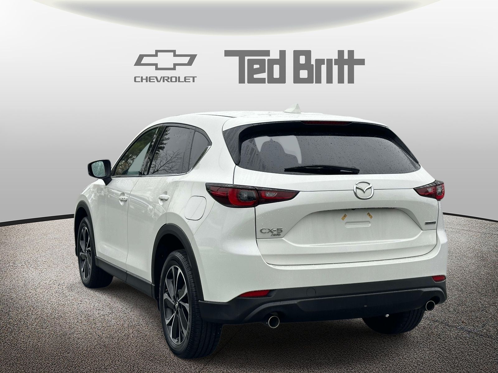 View vehicle photo 6