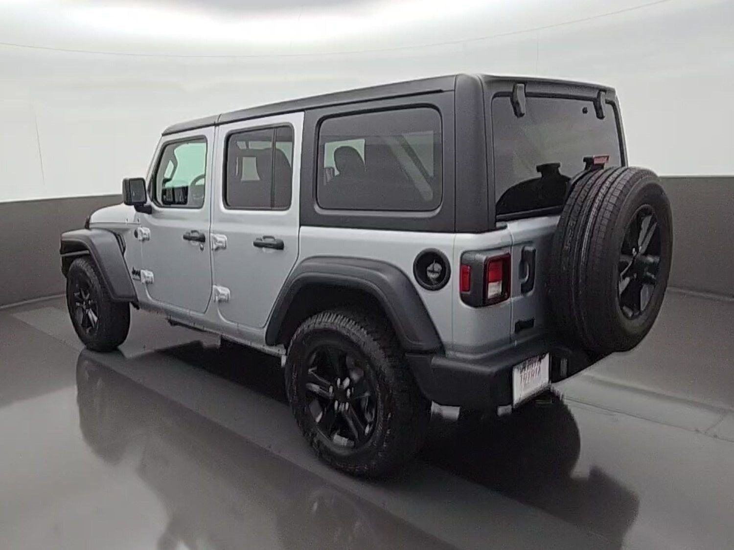 Used 2023 Jeep Wrangler SUV