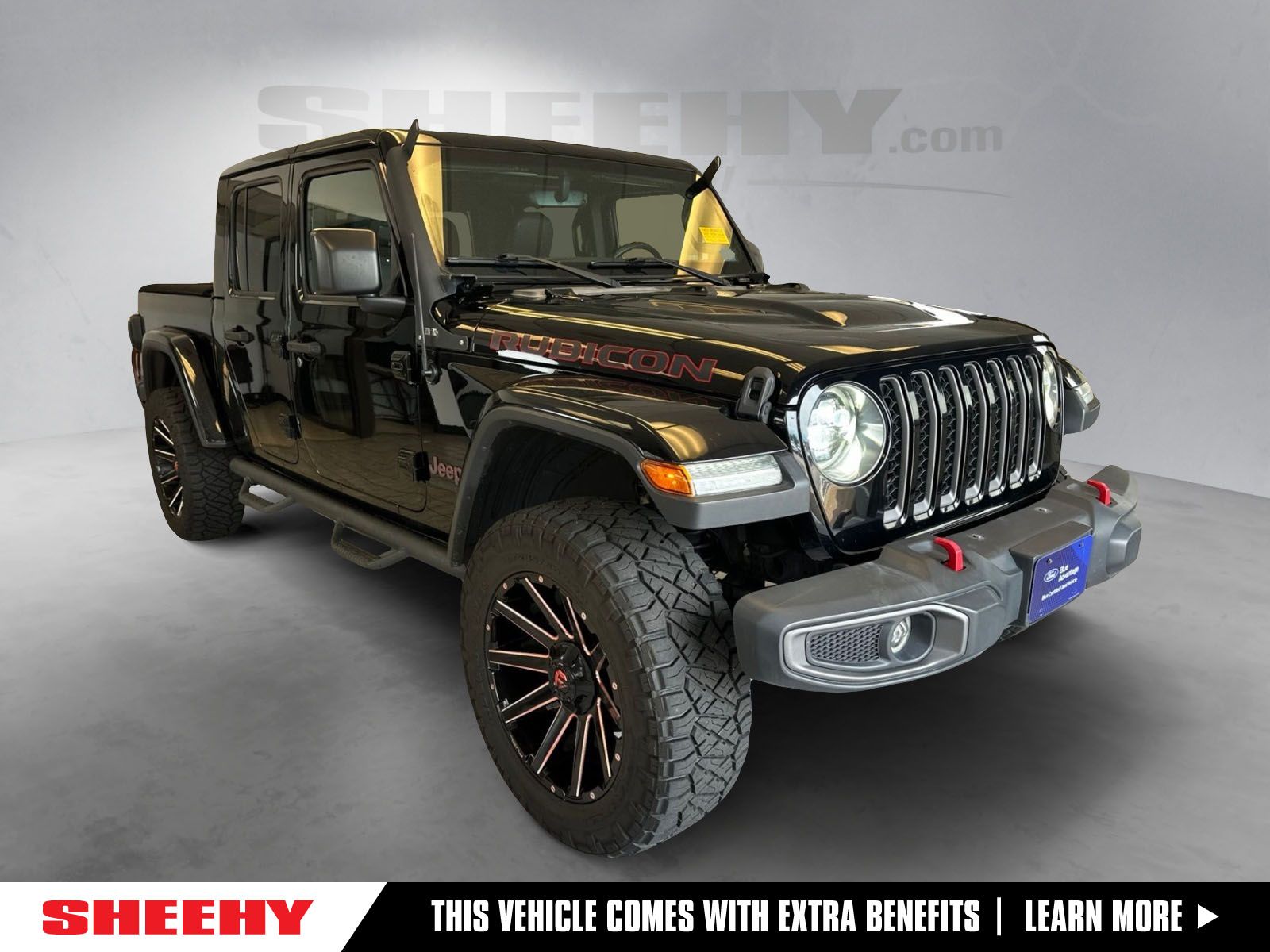 Black Clearcoat 2020 Jeep Gladiator Pickup Truck Four-Wheel Drive 8-Speed Automatic