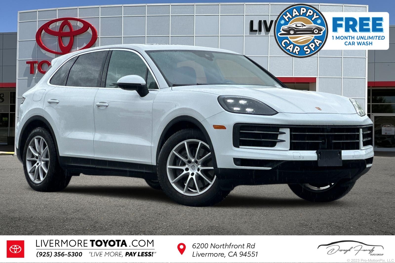  2024 Porsche Cayenne AWD   