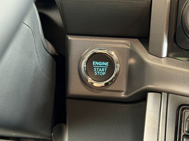 New 2026 Avalanche Ford XLT image 29