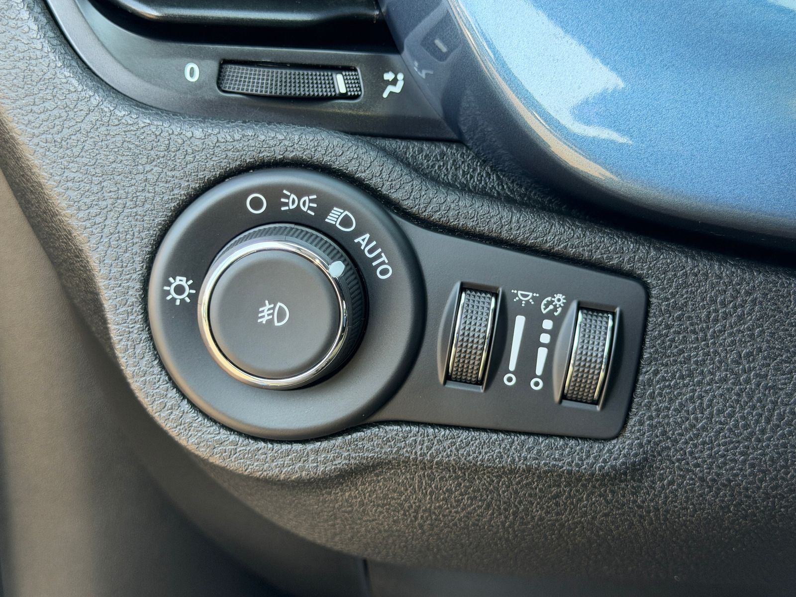 Used 2019 Blue Metallic FIAT Trekking Plus image 26