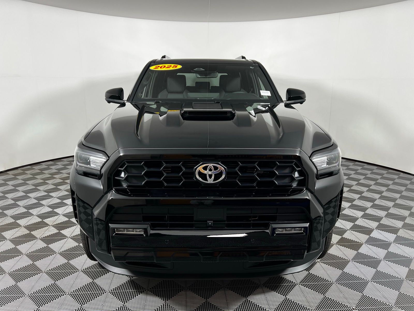 Thumbnail: 2025 Toyota 4Runner - 2