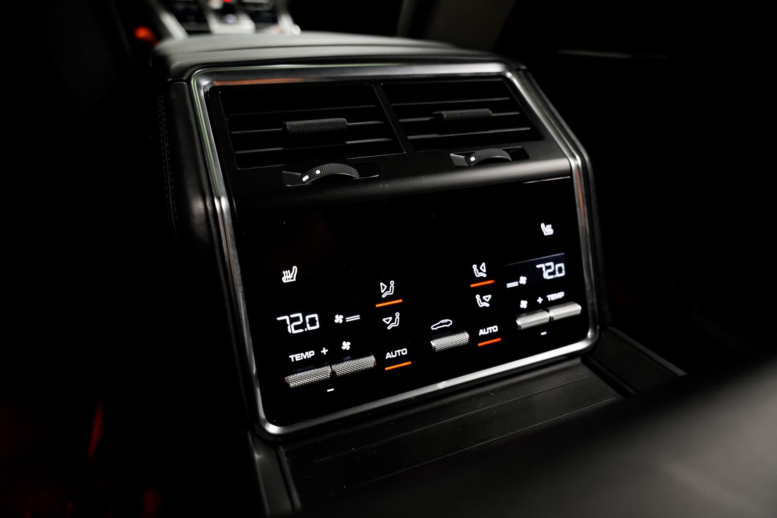 2018 Porsche Panamera Sport Turismo 4S — photo 34