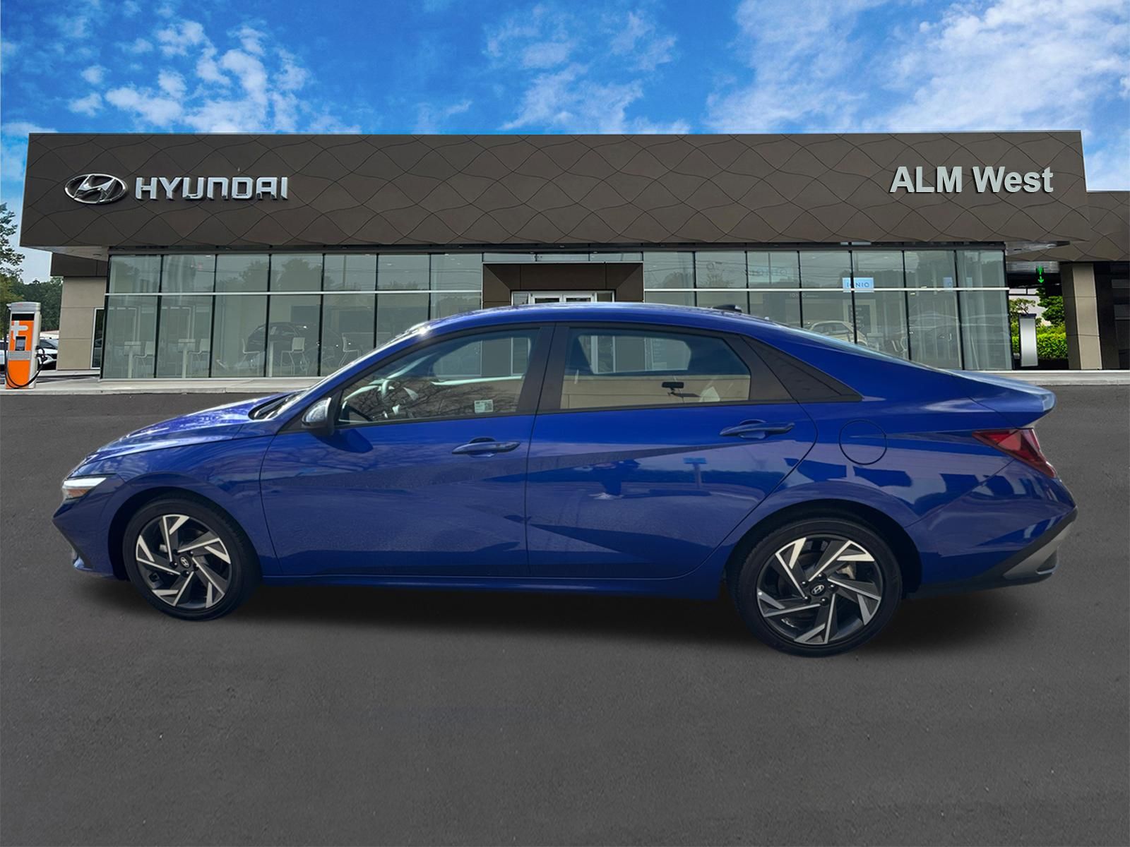 Certified Used 2025 Blue Hyundai SEL Sport image 8