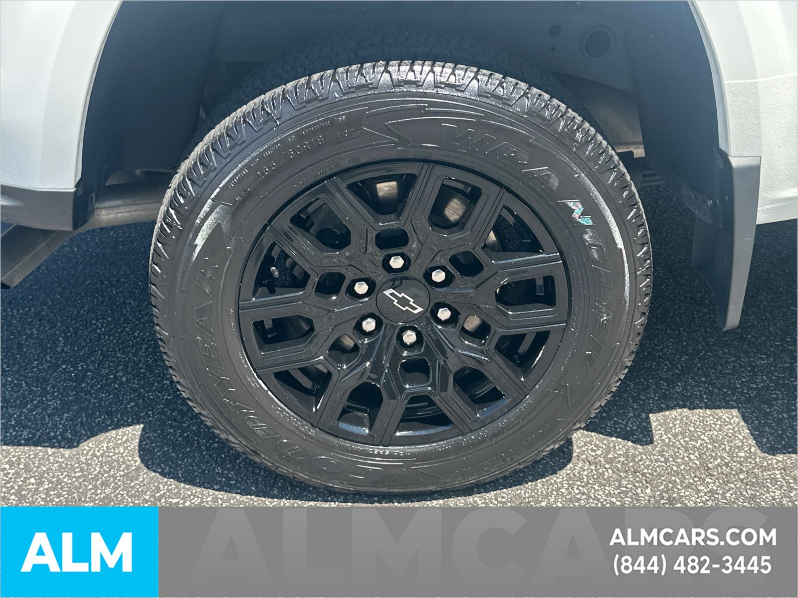 Certified Used 2025 Summit White Chevrolet Work Truck image 20
