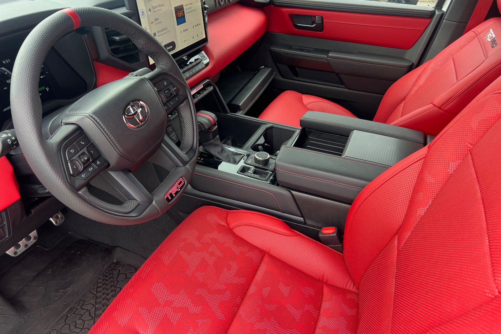 2025 Toyota Tundra TRD Pro - Photo 12