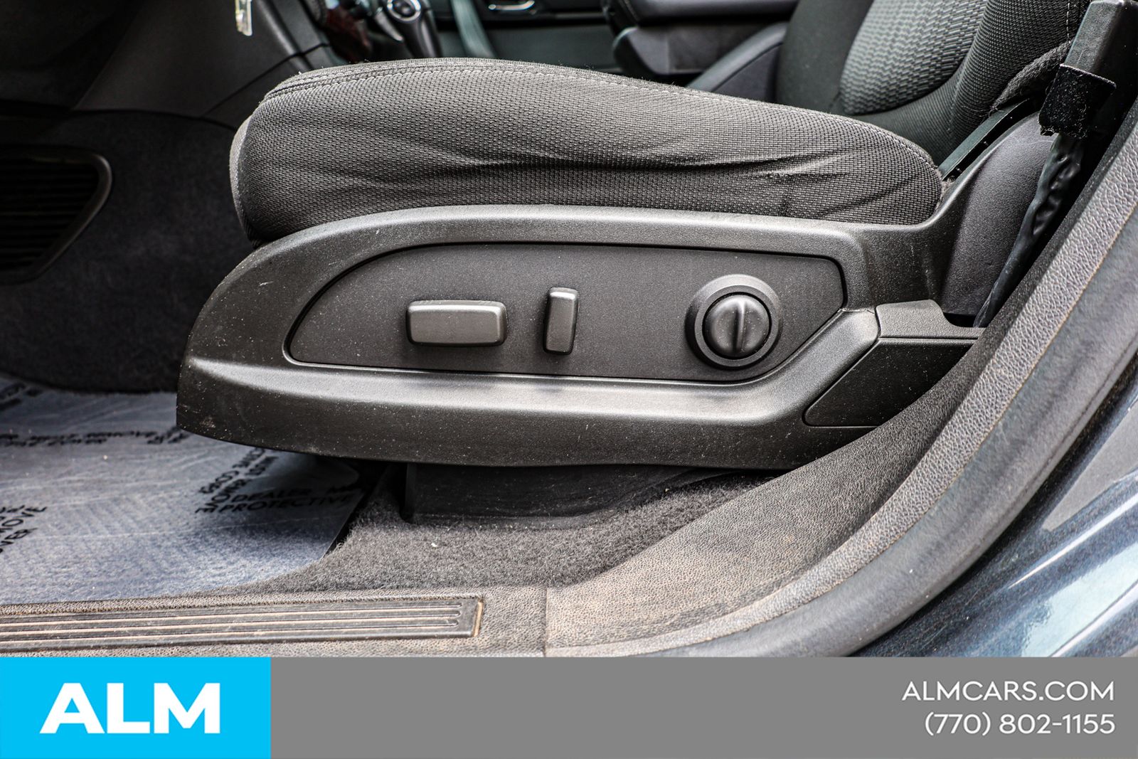 Used 2014 Gray Chevrolet LT image 19