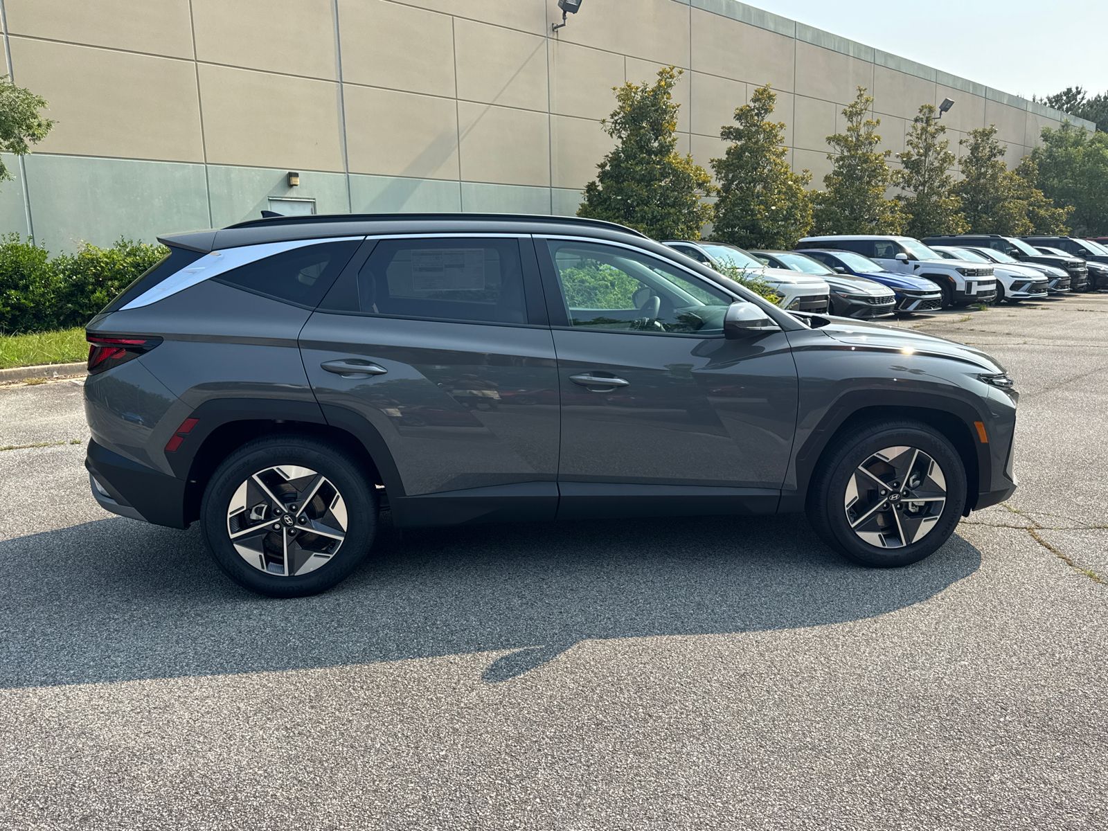 2025 Hyundai Tucson SEL photo 4