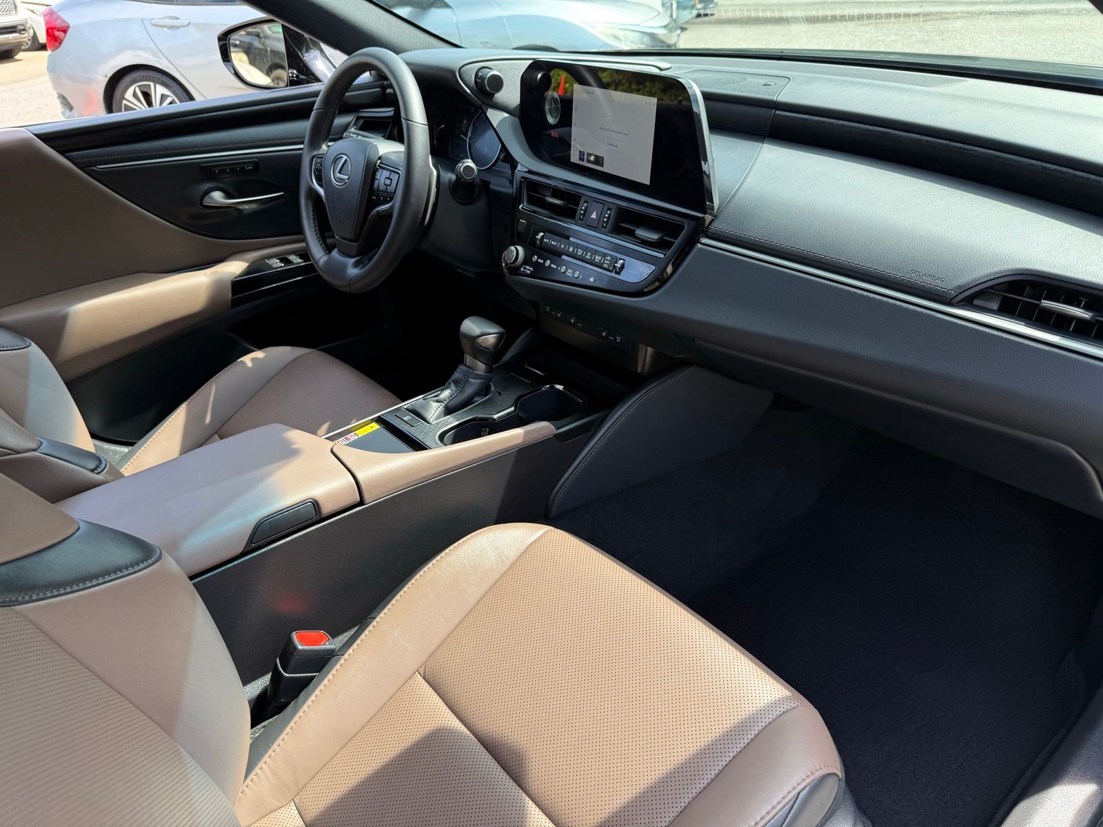 Used 2025 Black Lexus 350 image 53