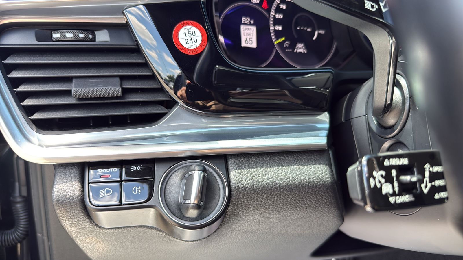 Used 2019  Porsche 4 image 17
