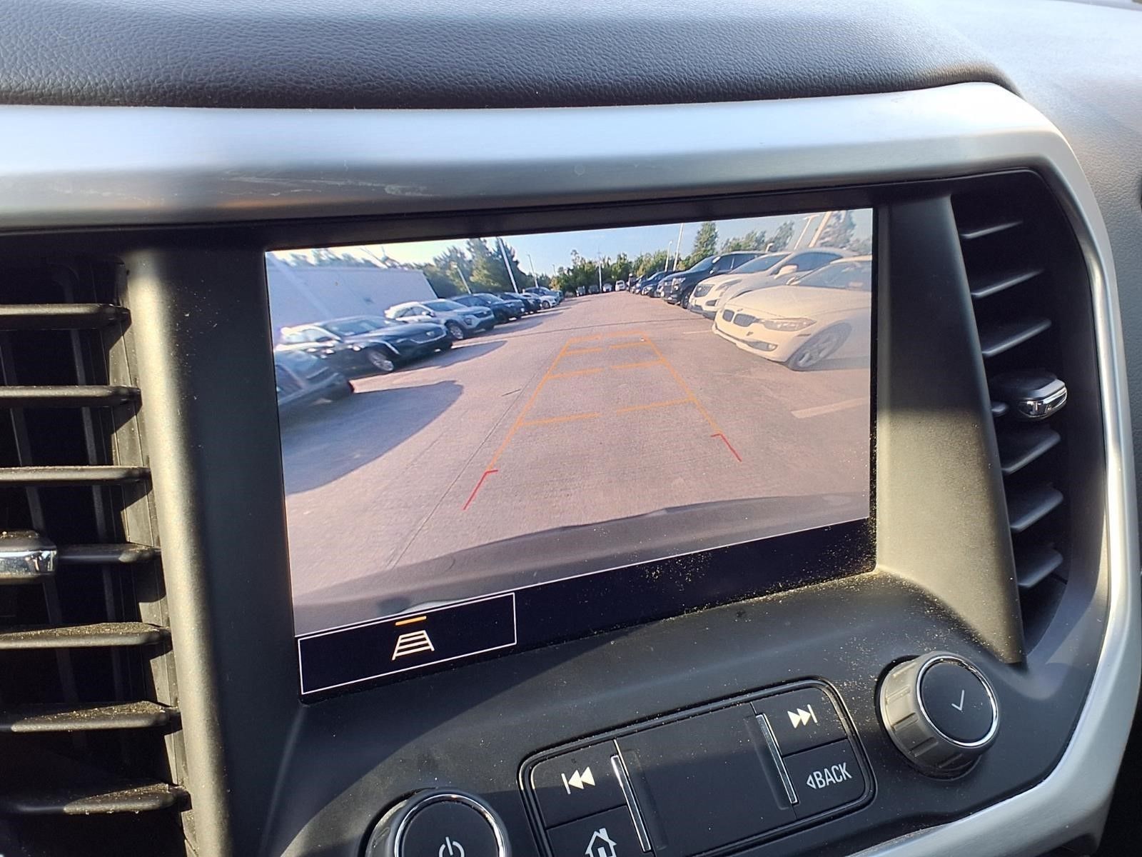 2023 GMC Acadia SLT Black at AutoSavvy Houston Southwest