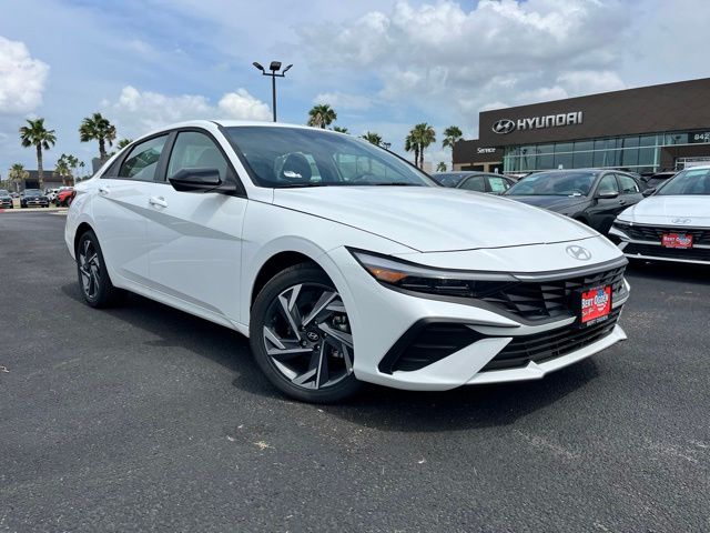2025 Hyundai ELANTRA SEL Sport