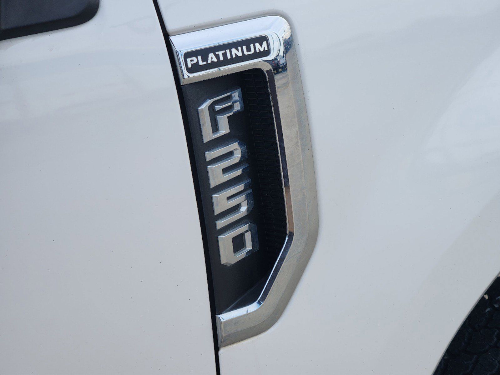 2019 Ford F-250SD Platinum 10