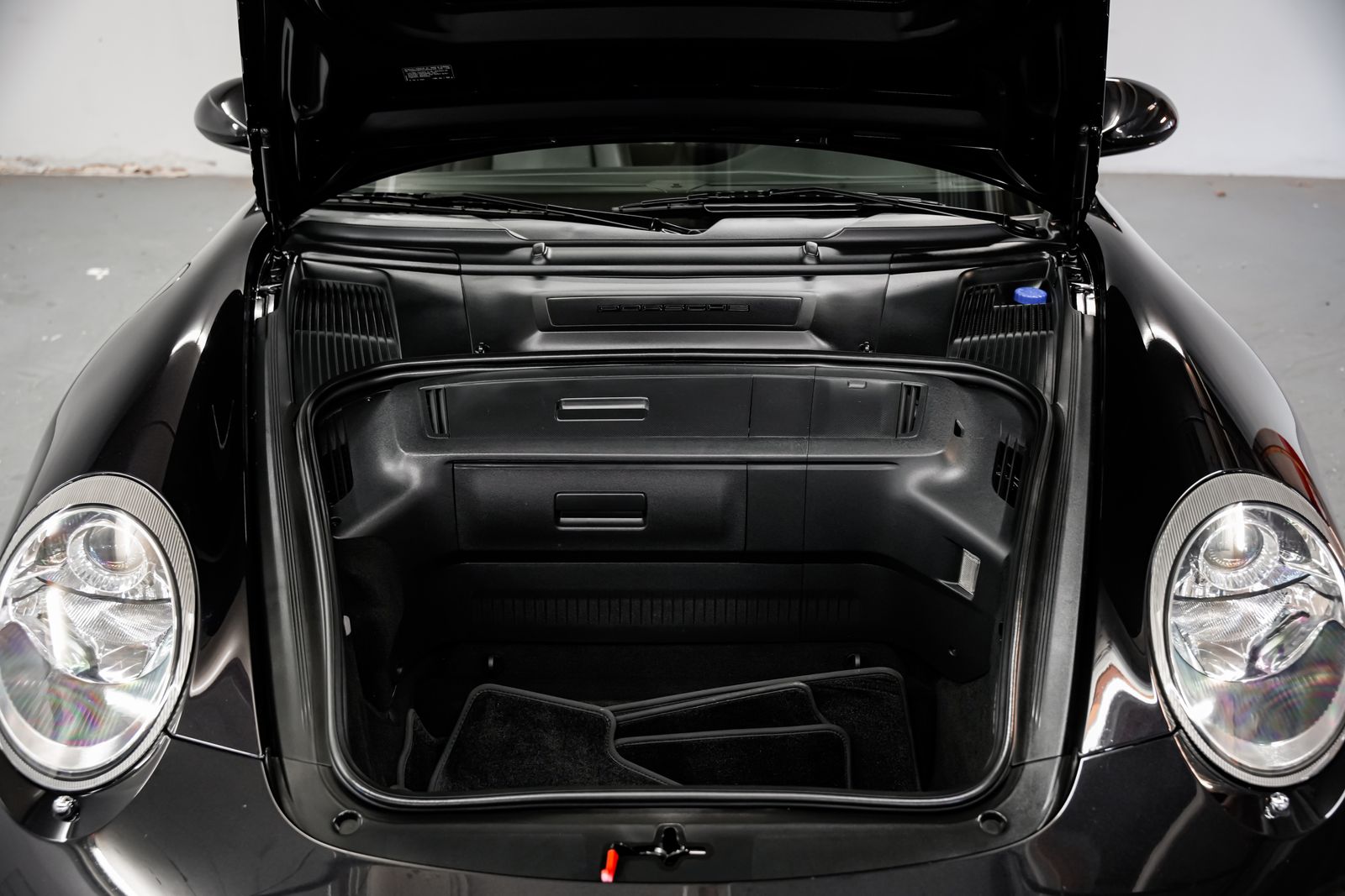 2011 Porsche 911 Carrera S — photo 38