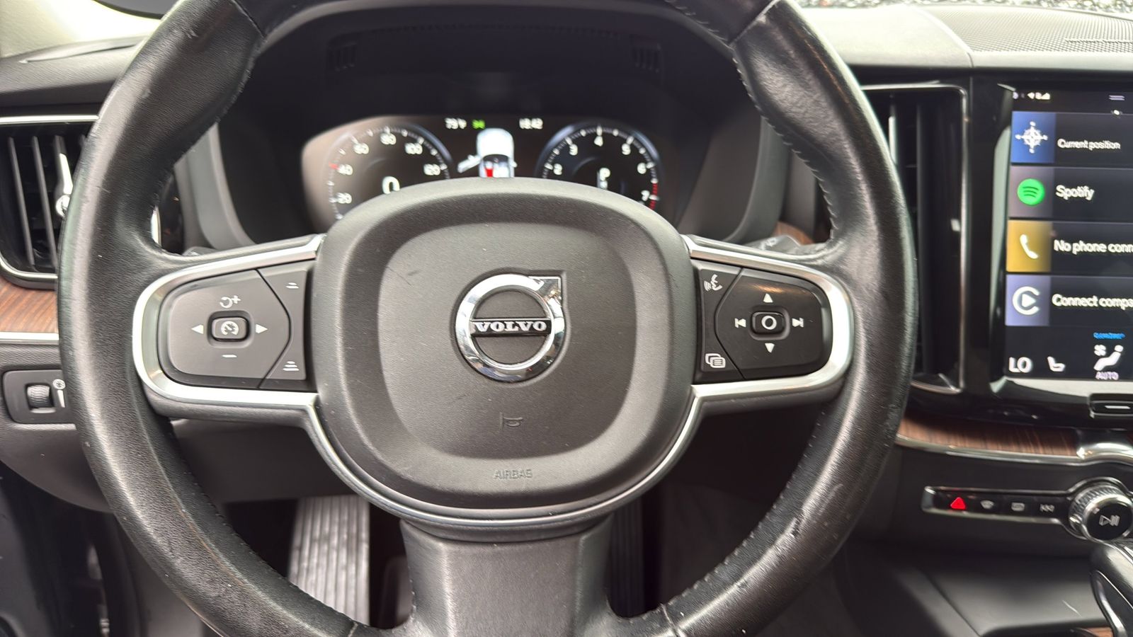Used Car 2019 Volvo Xc60  T5 Momentum For Sale Under $20,000 In Austin, Texas