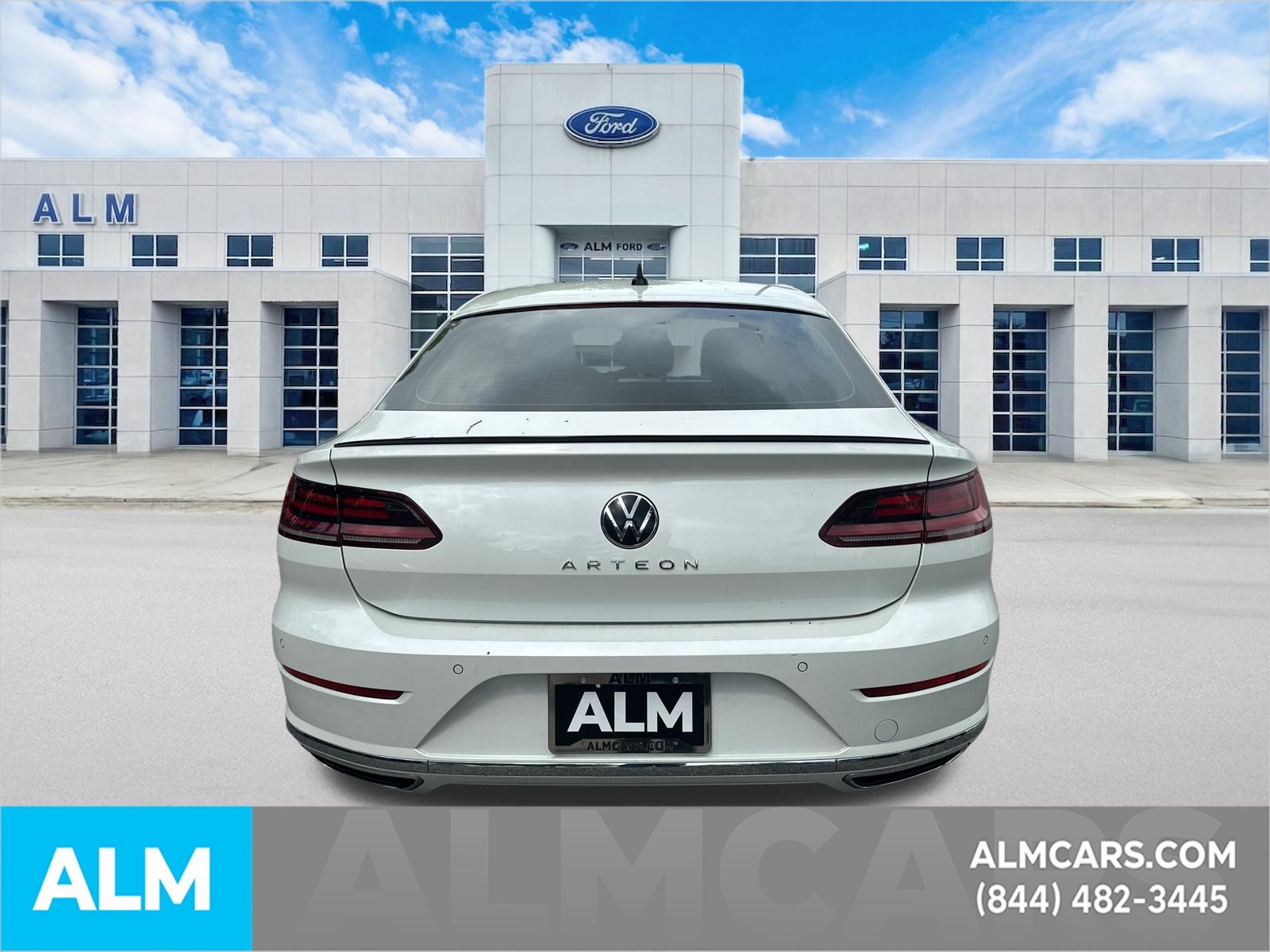 Used 2023 Opal White Pearl Effect Volkswagen 2.0T SE R-Line image 6