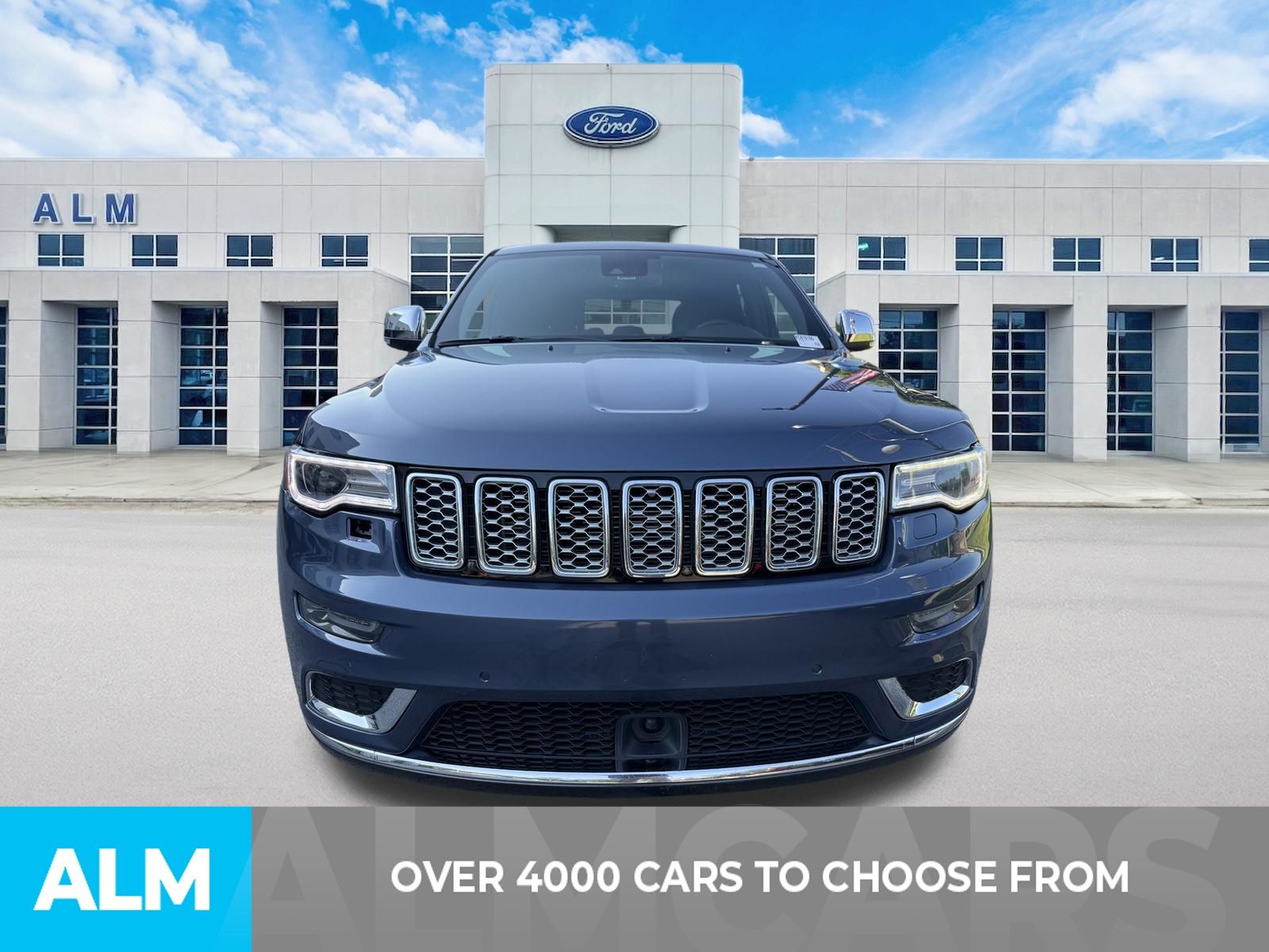 Used 2019 Blue Jeep Summit image 2