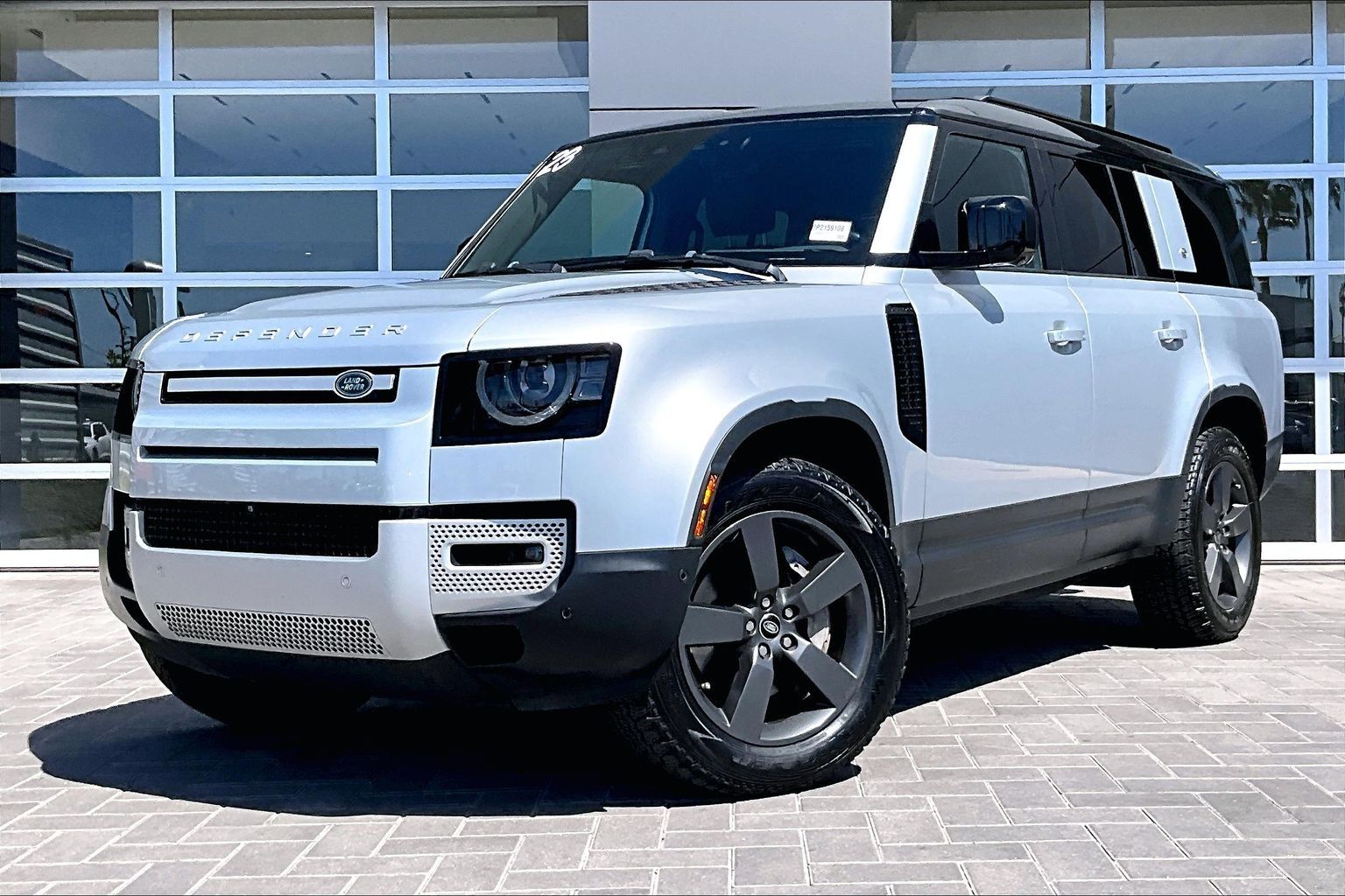 2023 Land Rover Defender 130 SE AWD