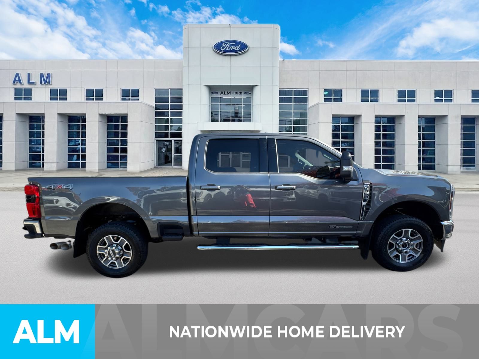 Used 2025 Gray Ford Lariat image 4