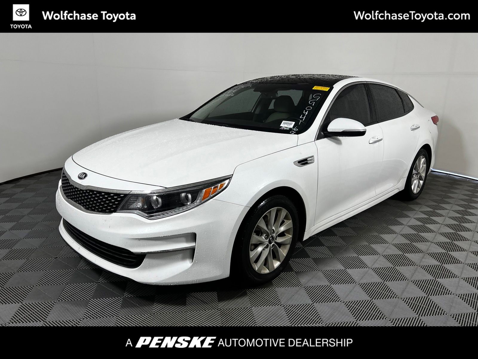 Thumbnail: 2016 Kia Optima - 1