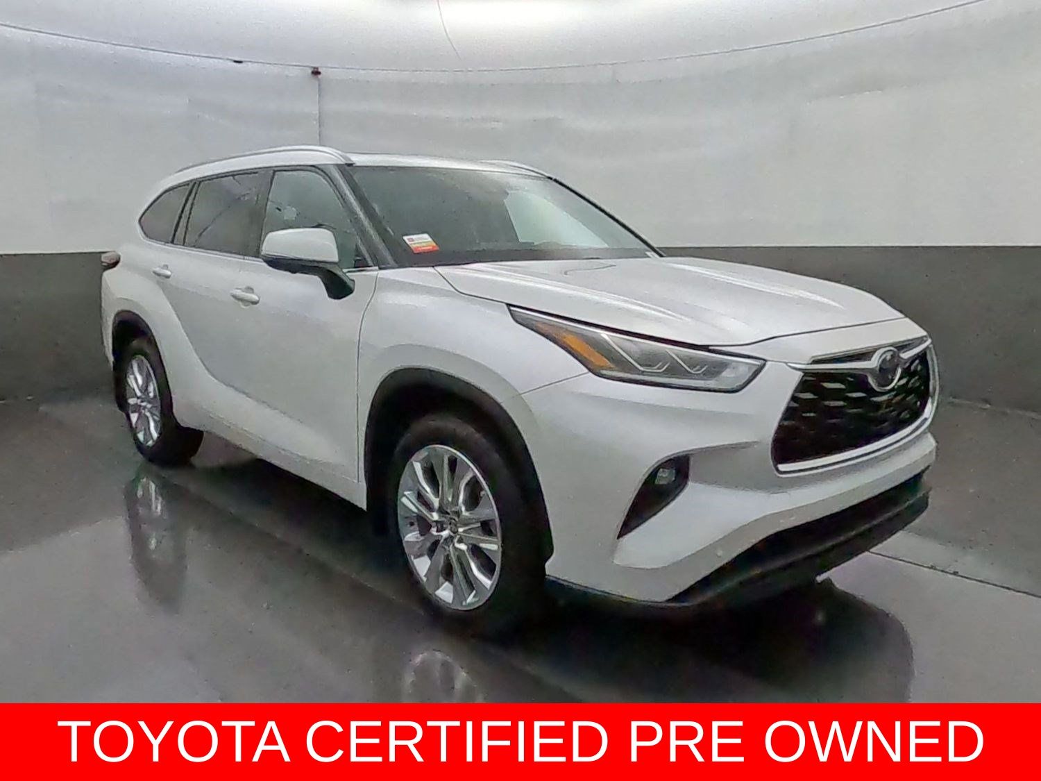 White (Wind Chill Pearl) 2025 Toyota Highlander SUV / Crossover All-Wheel Drive 8-Speed Automatic