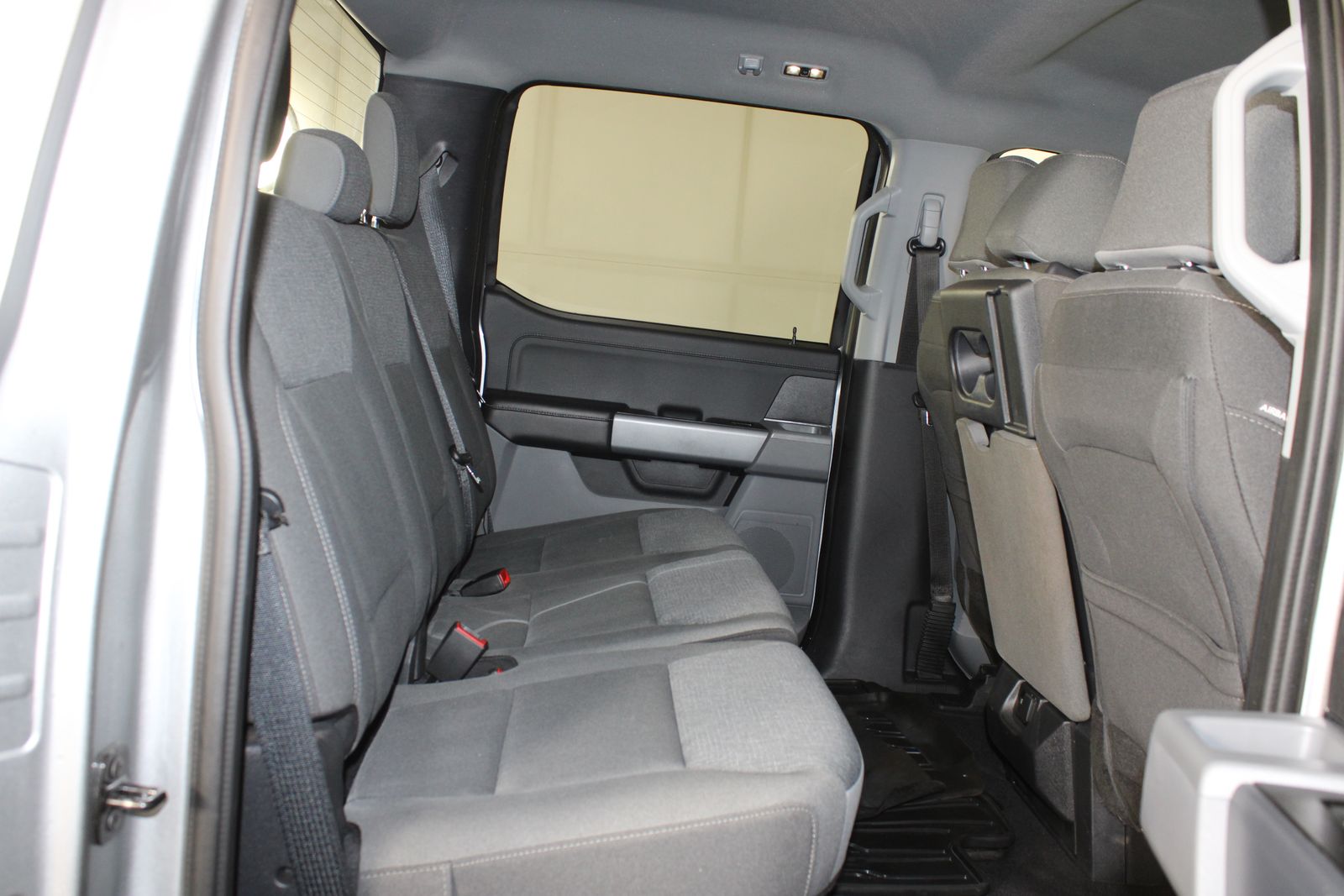 Used 2024  Ford XLT image 12