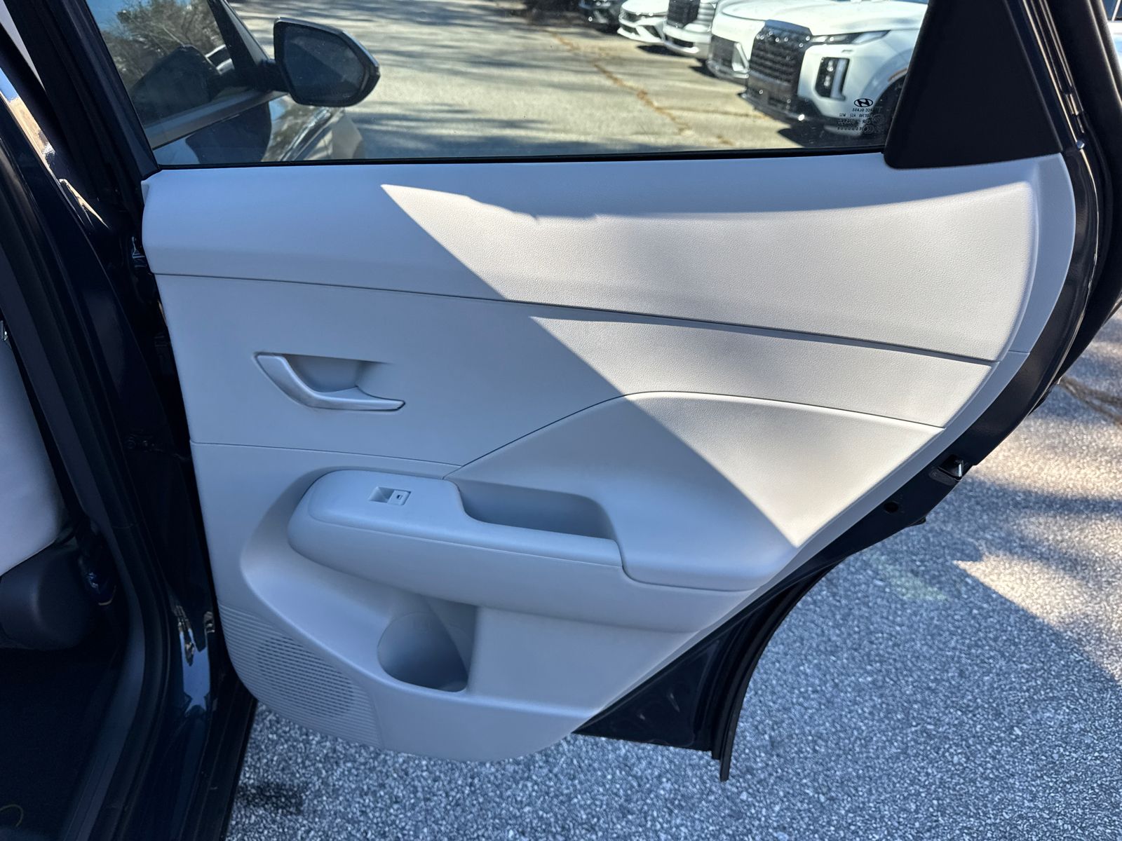 New 2026 Blue Hyundai SE image 17