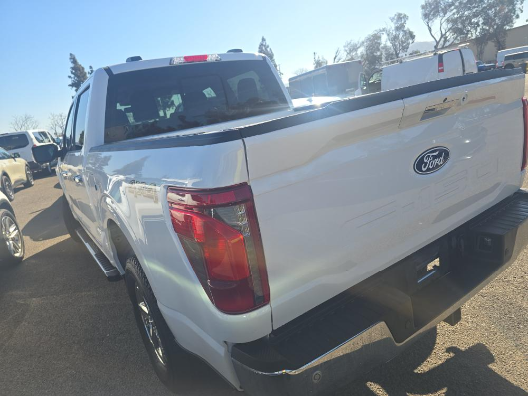 Used 2024 White Ford XLT image 6