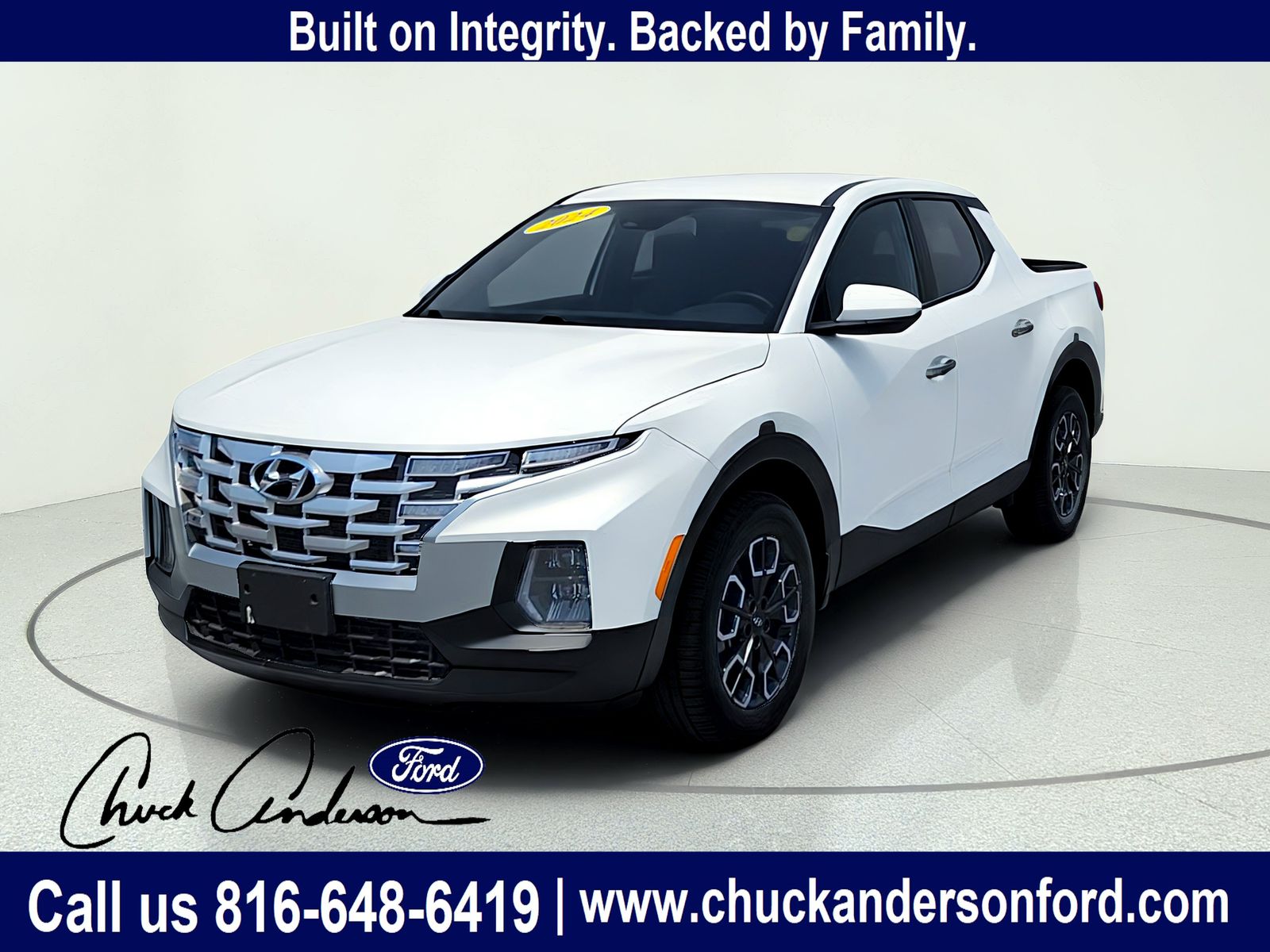 Atlas White 2024 Hyundai Santa Cruz Pickup Truck Front-Wheel Drive 8-Speed Automatic