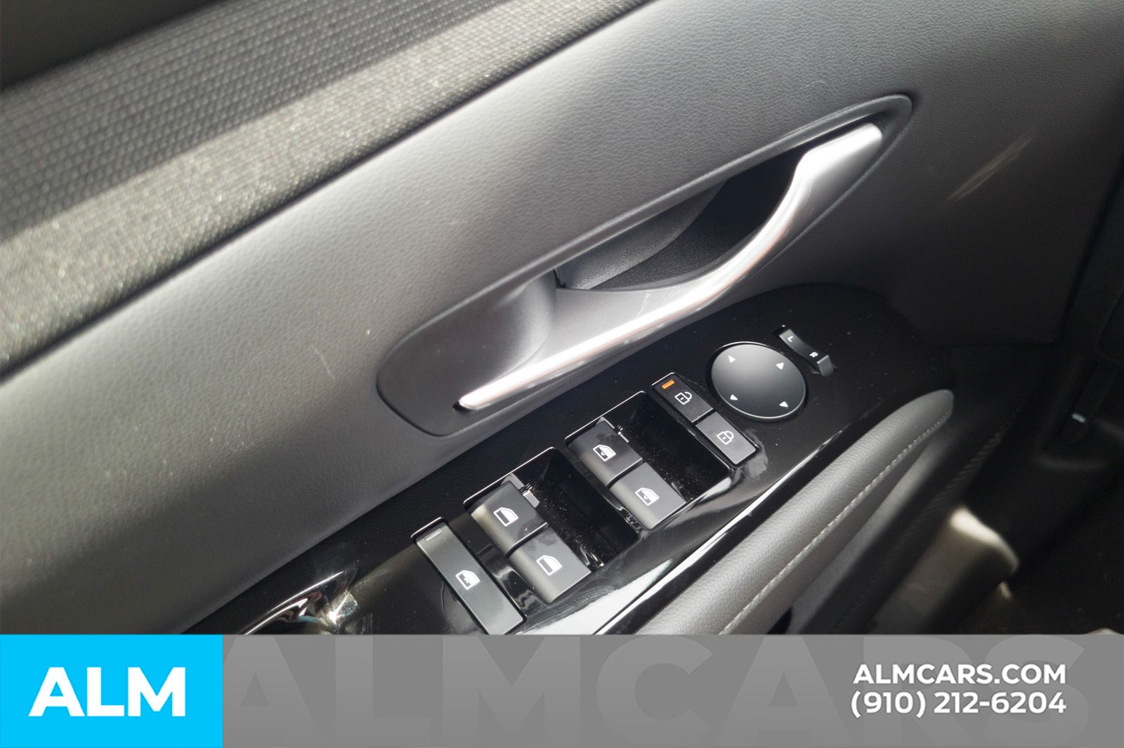 Used 2025 Gray Hyundai Limited image 35
