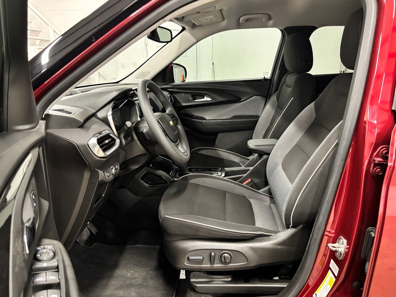 Used 2023 Red Chevrolet LT image 16