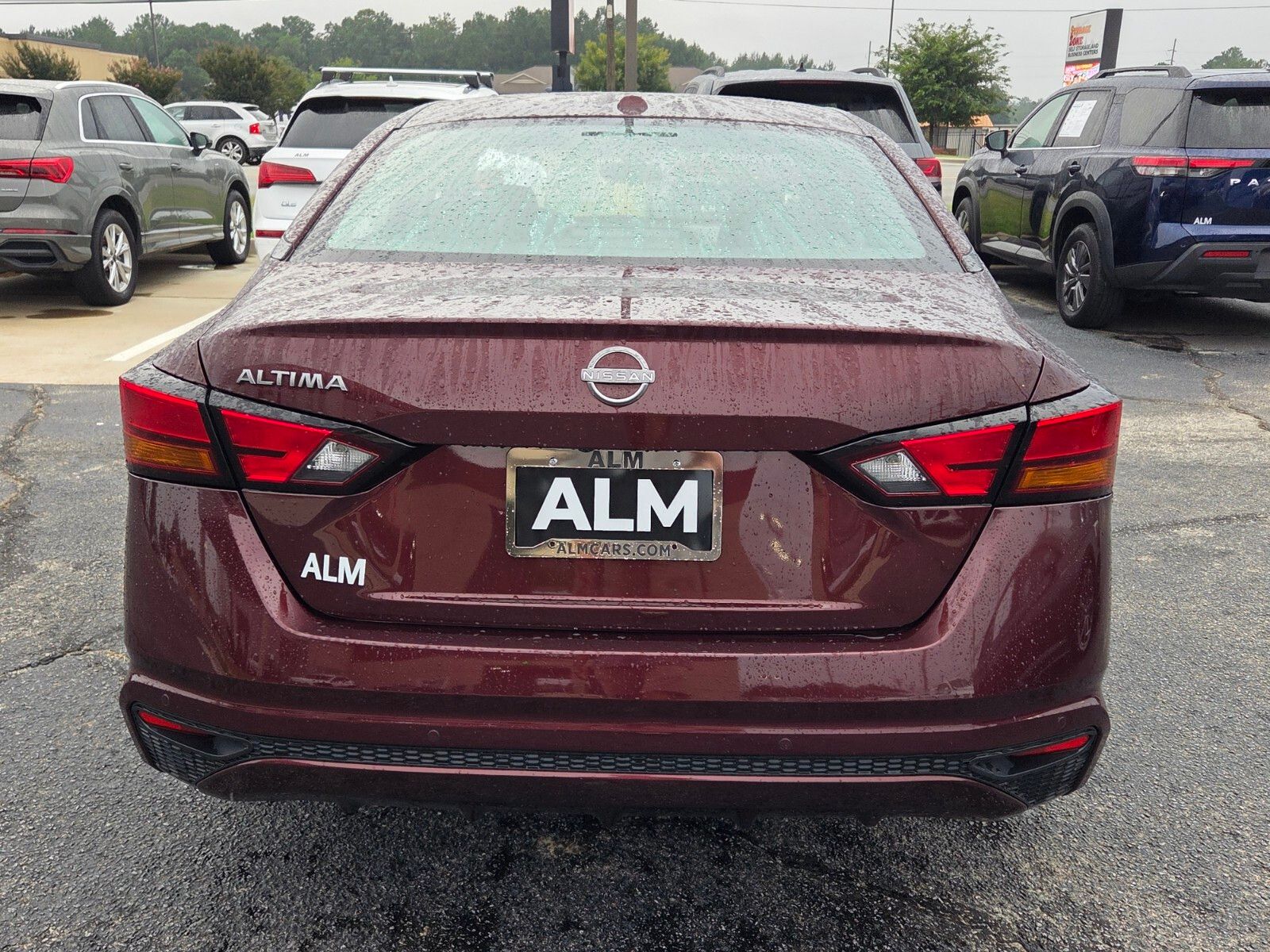 Used 2025 Red Nissan 2.5 SV image 10