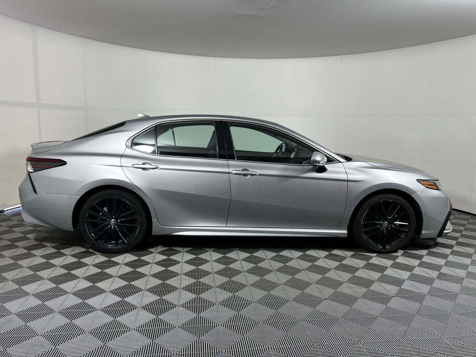 Thumbnail: 2024 Toyota Camry - 4