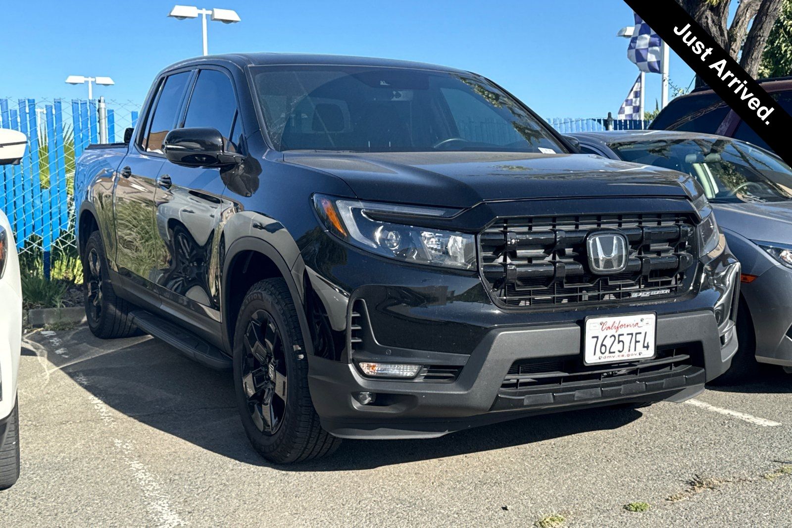 2025 Honda Ridgeline Black Edition's photo