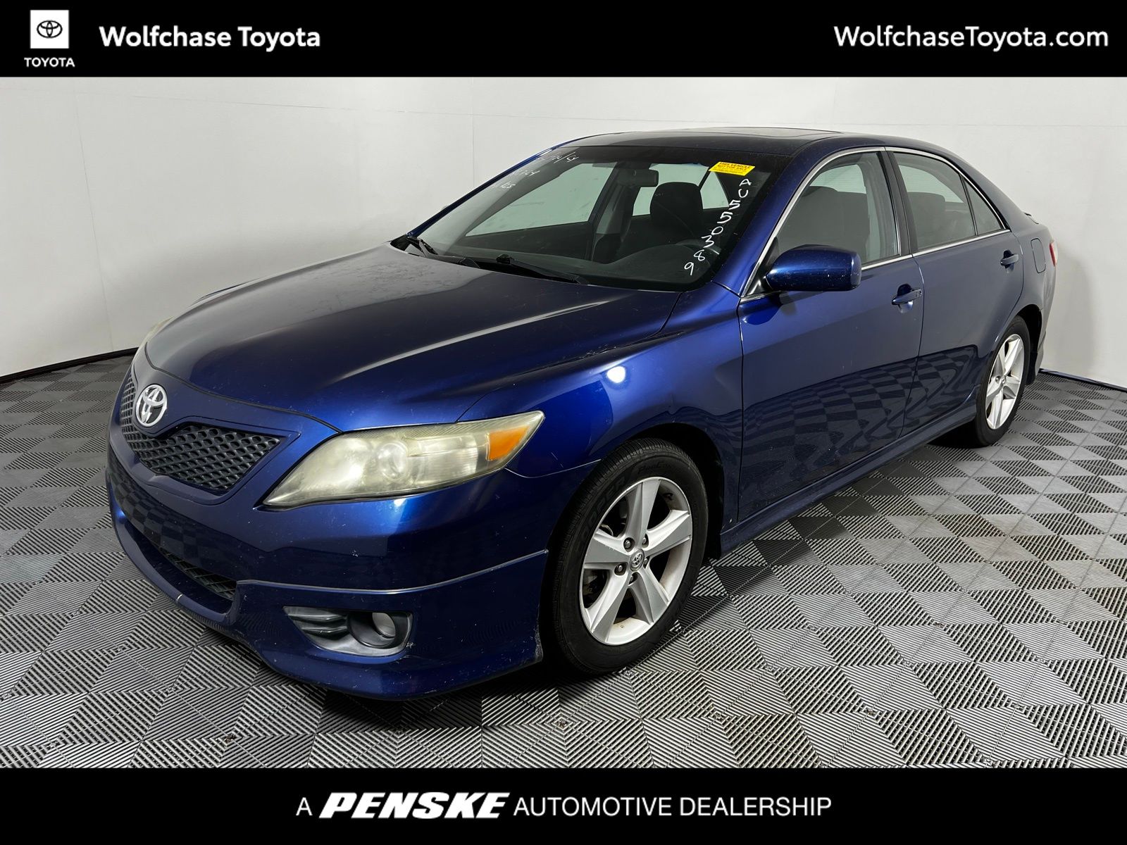Thumbnail: 2010 Toyota Camry - 1