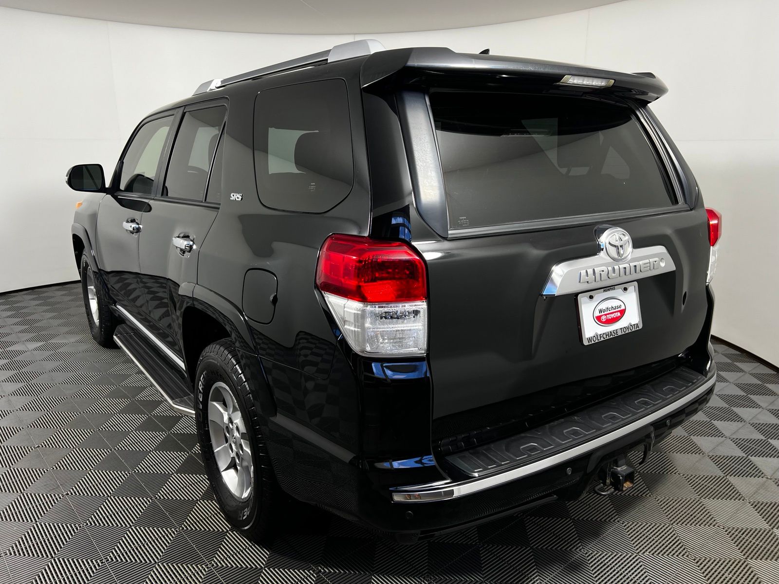Thumbnail: 2012 Toyota 4Runner - 7