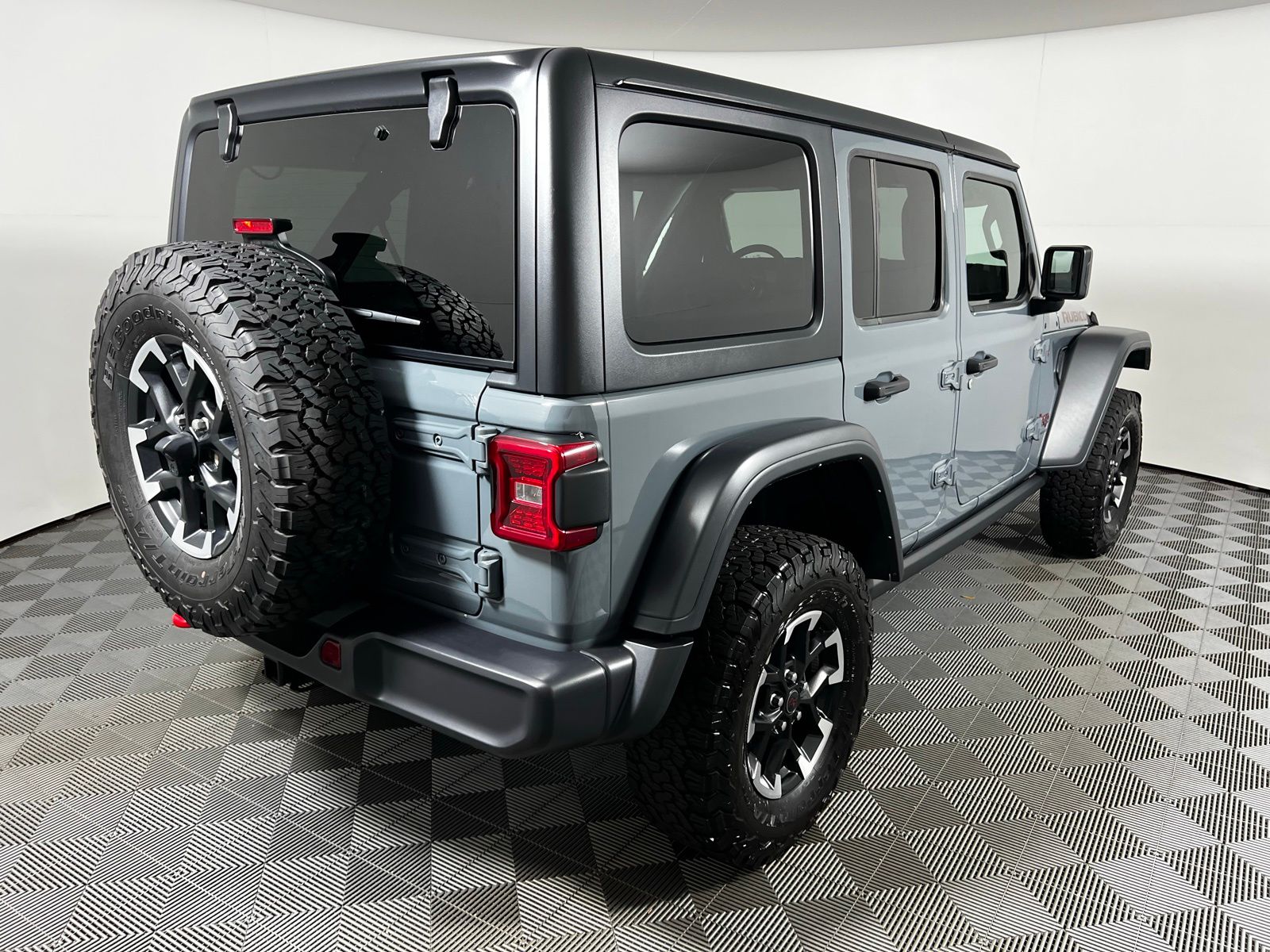 Thumbnail: 2025 Jeep Wrangler - 5