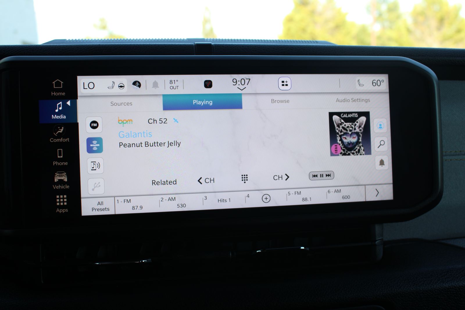 Used 2024 Black Jeep Sport S 4xe image 19
