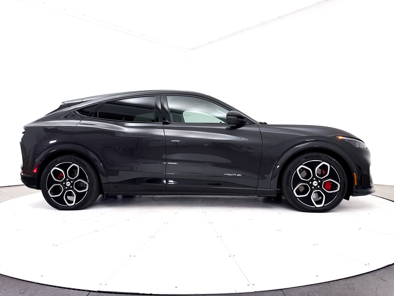 2022 Ford Mustang Mach-E GT