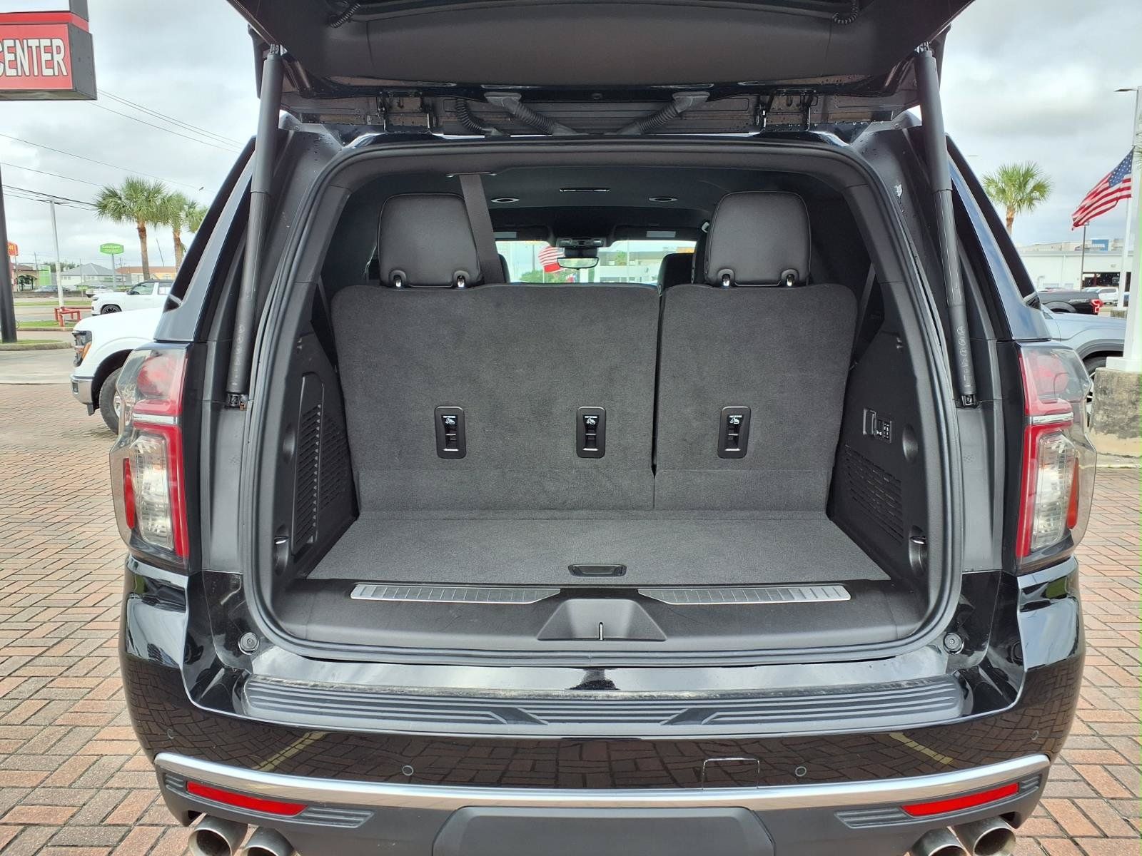 2023 Chevrolet Tahoe High Country - 6