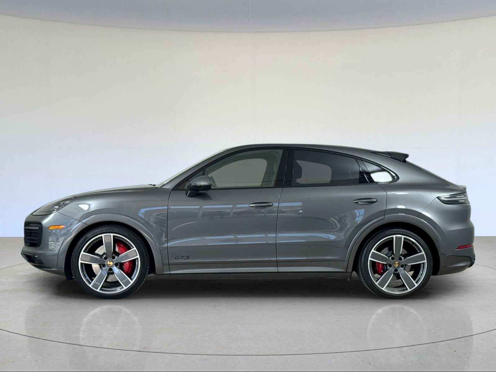 2021 Porsche Cayenne Coupe GTS — full photo 2 of 30
