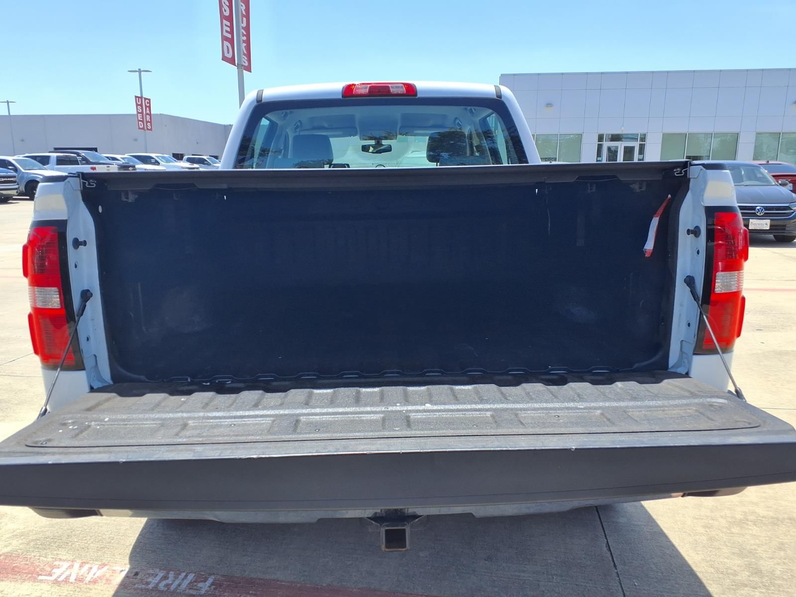 2018 GMC Sierra 1500 Base White at North Houston Mitsubishi