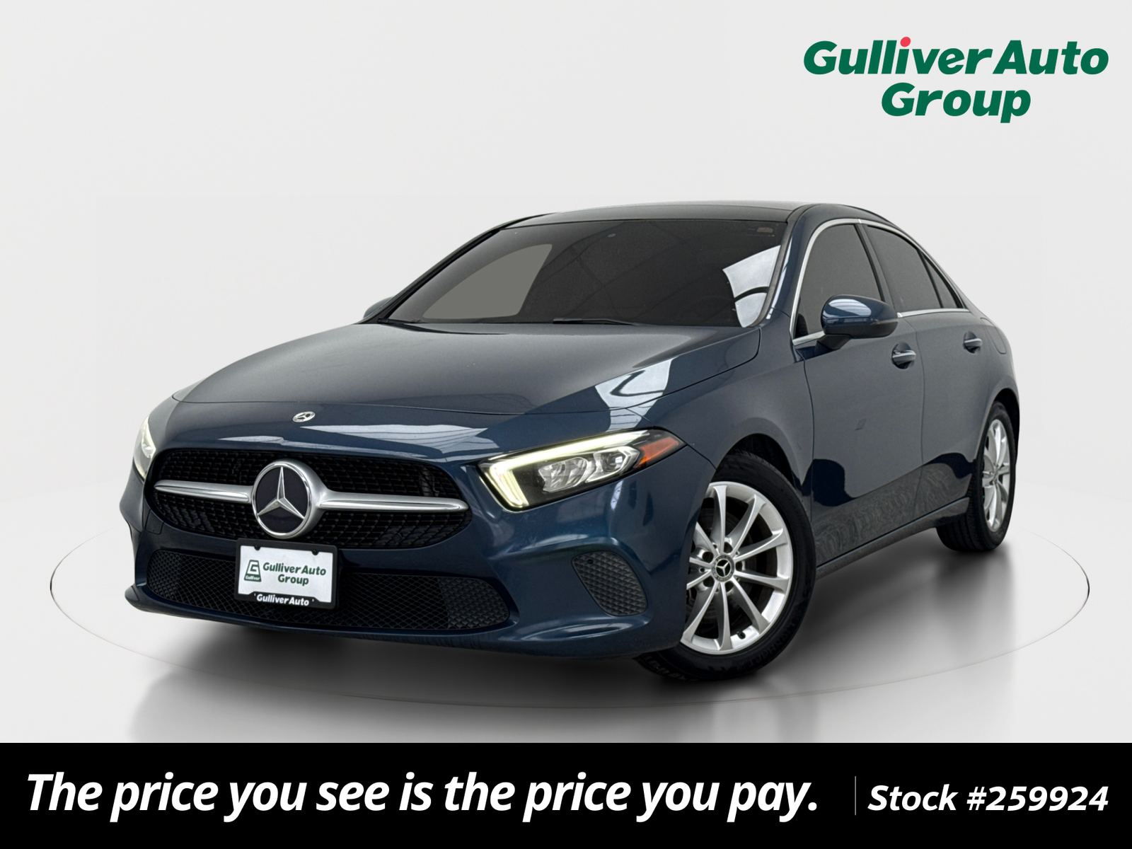 2021 Mercedes-Benz A-Class A220's photo
