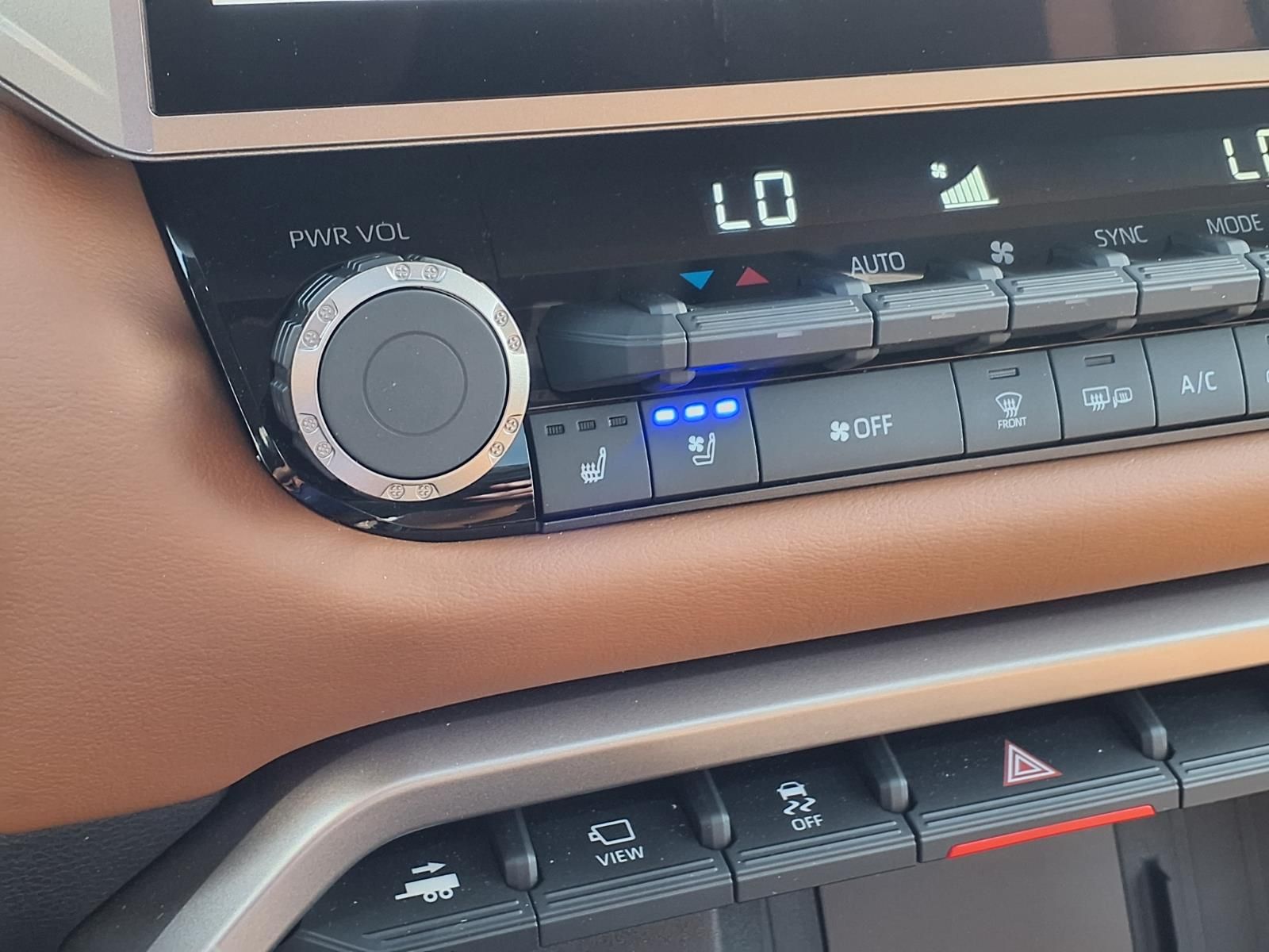 2026 Toyota Tundra Hybrid 1794 Edition - 10
