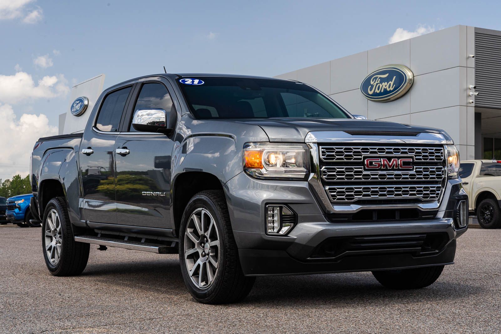 Gray (Satin Steel Metallic) 2021 GMC Canyon Pickup Truck Four-Wheel Drive 8-Speed Automatic